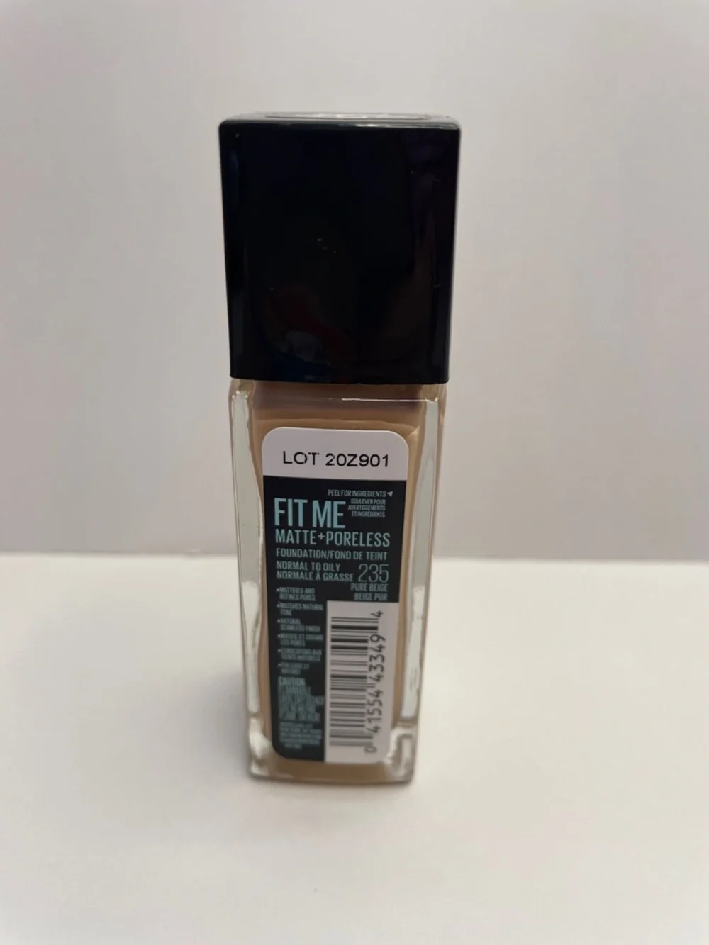 NWT Maybelline Fit Me Matte + Poreless Foundation - Beige